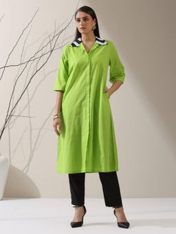Swtantra - Women Green Pure Cotton Stripes Kurta with Pant