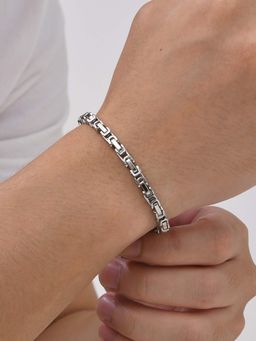 Peora - Men Stainless Steel Silver Plated Openable Fancy Bracelet