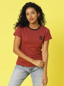 Red color option, Currently selected