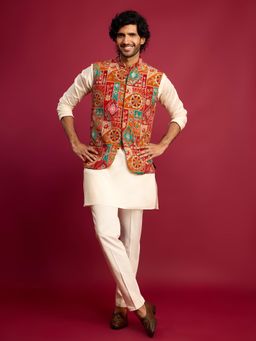 Vastramay - Cream Embroidered Mandarin Neck Kurta Pant With Jacket