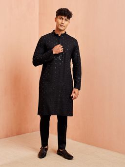 Vastramay - Black Embroidered Mandarin Neck Kurta With Pyjama