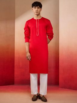 Vastramay - Red Solid/Plain Round Neck Kurta with Pyjama