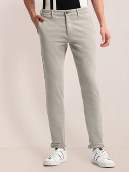 U.S. POLO ASSN. - Slim Straight Fit Dobby Chinos