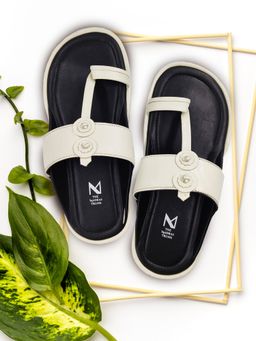The Madras Trunk - Agni Slip On Kolhapuri In White