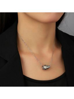 Salty - Women Lustrous Silver Necklace