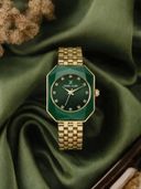 Green color option, Currently selected