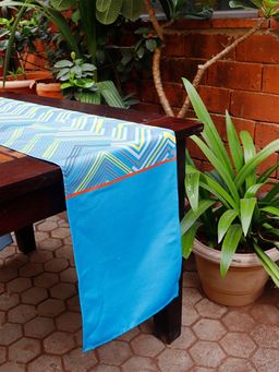 Zeba World - Blue Chevron Geometric Printed Polycanvas Table Runner (Seater 6)