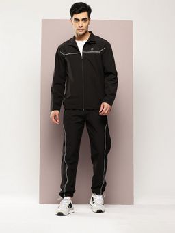 TURNFIT - Men Black Piping Panels Regular Fit Jacket with Trackpant