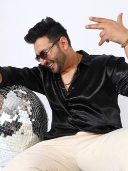 Instafab Plus - Men Onyx Black Sheen-Flow Shirt