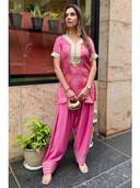 Pink color option, Currently selected
