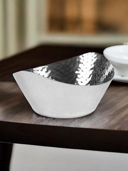 At Home by Nilkamal - Stainless Steel Hammered Boat Snack Bowl Large (Silver)