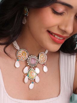 BINNI - Royal Polki Pendant Freshwater Pearl Necklace Set