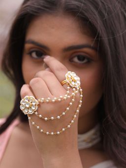 BINNI - Eshmi Pearl Kundan Ring