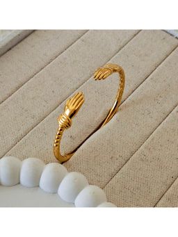 TAAHIRA JEWELLERY - 18K Gold Plated Hand Shaped Cuff Anti-Tarnish And Waterproof