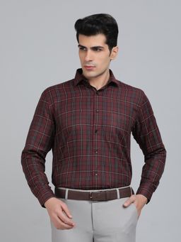 Greenfibre - Regular Fit Checks Maroon Cotton Blend Formal Shirt