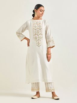 Anantaa by Roohi Trehan - Off White Hand Embroidered Silk Chanderi Kurta with Gota