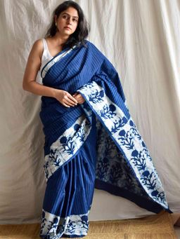 Sundarii - Medley - Dabu Cotton Saree with Unstitched Blouse- Blue
