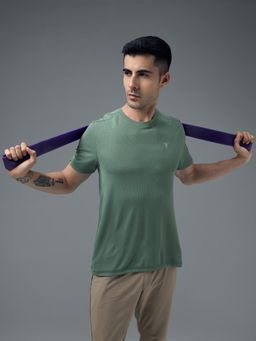 Technosport - Mens Green TECHNOCOOL+ Solid Slim Fit T-Shirt