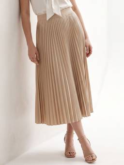 Outzidr - Beige Flowy Pleated Skirt