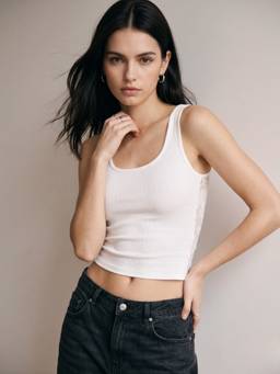 Outzidr - White Scoop Neck Tank Top