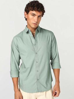 Bewakoof - Green Solid Plain Pure Cotton Shirt