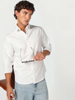 Bewakoof - White Solid Plain Pure Cotton Shirt