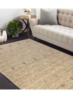 Qaaleen - Fine Handcrafted Cut Pile Finish with Same Level Pattern Taupe 4 x 6 ft Rug