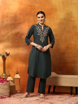 Nayam by lakshita - Cotton Blend Green Embroidery Kurta and Pant