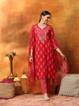 Nayam by lakshita - Women Pink Embroidered Kurta and Pant