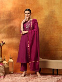 Nayam by lakshita - Women Purple Embroidered Kurta and Pant
