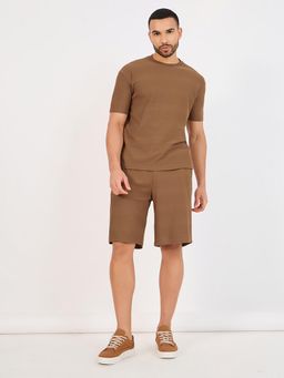 Styli - Men Brown Textured Knit Oversized Ringer Co-Ord (Set of 2)