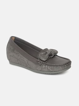 Marc Loire - Women Gun Metal Textured Casual Loafers