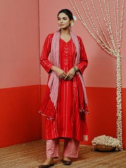 Myaara - Red A-line Woven Cotton Kurta And Pant With Mulmul Dupatta (Set of 3)