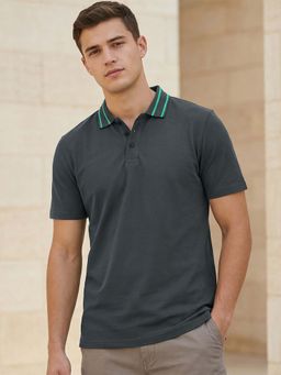 Bewakoof - Grey Textured Regular Fit Polo T-Shirt