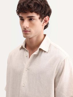 Rare Rabbit - Off White Solid Regular Fit Shirt