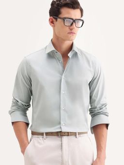 Rare Rabbit - Green Solid Regular Fit Shirt