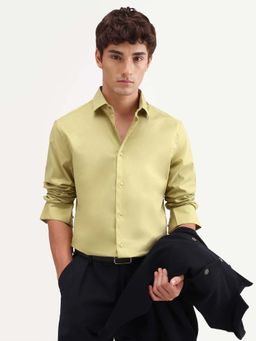 Rare Rabbit - Green Solid Regular Fit Shirt
