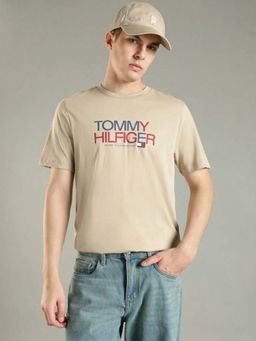 Tommy Hilfiger - Beige Solid Regular Fit T-Shirt