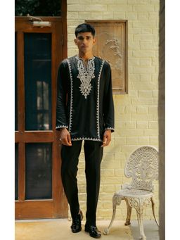 TAJIRI - Valorous Black Cotton Thread Work Kurta with Pant