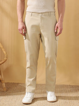 Dennis Lingo - Men Beige Solid Straight Fit Cargos