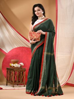 DESH BIDESH - Women Green Cotton Solid Saree Without Blouse