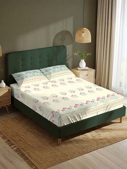 Urban Space - Cream Serene 220 Tc Cotton Bedsheet with 2 Pillow Covers (Pack of 3)