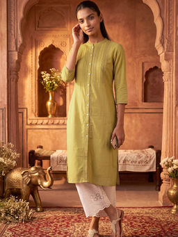 max - Women Green Stripes Lace Work Kurta