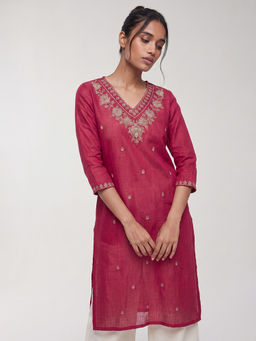 max - Women Rani Pink Floral Embroidered Kurta