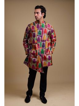 THETAA - Multi-Colour Stylish Jharoka Print Asymmetrical Kurta with Pant (Set of 2)