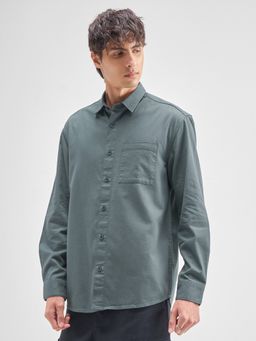 HIGHLANDER - Men's Green Collar Neck Full Sleeves Oversized Solid/Plain Shirt
