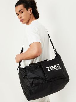 max - Men Printed Gym Bag - Black