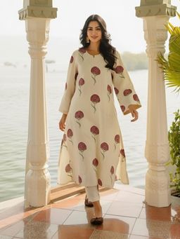 Gahan - Womens Maroon Rayon Blend Printed A-Line Kurta with Pant