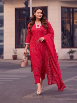 Gahan - Womens Red Rayon Blend Printed A-Line Kurta with Pant & Dupatta