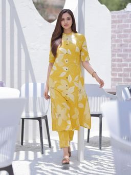 Gahan - Womens Yellow Rayon Blend Printed Straight Kurta with Pant